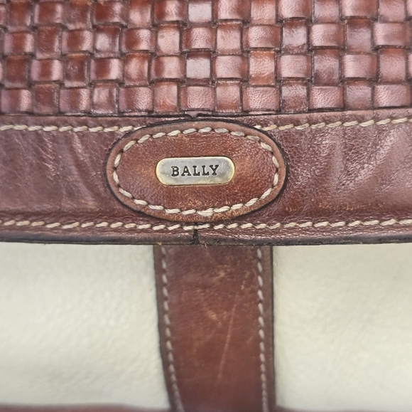 Bally Crossbody Vintage Purse  Woven Leather 3 compartments Cream & Brown - Picture 9 of 16